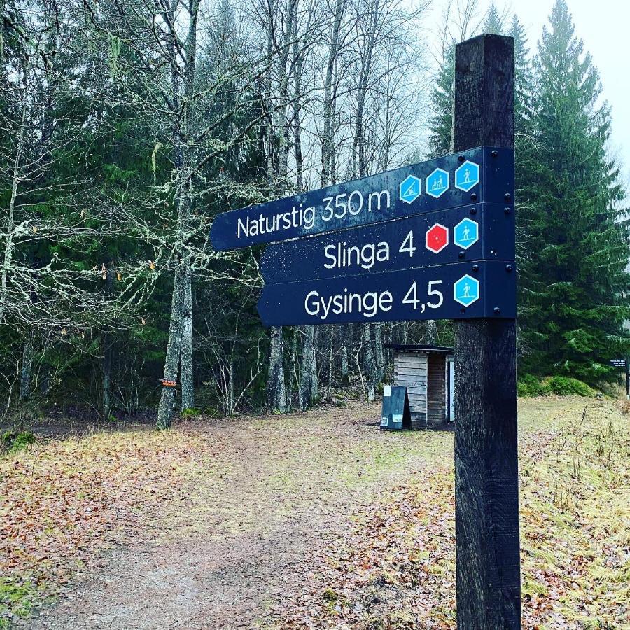 Stf Gysinge Waerdshus & Hotell Екстериор снимка
