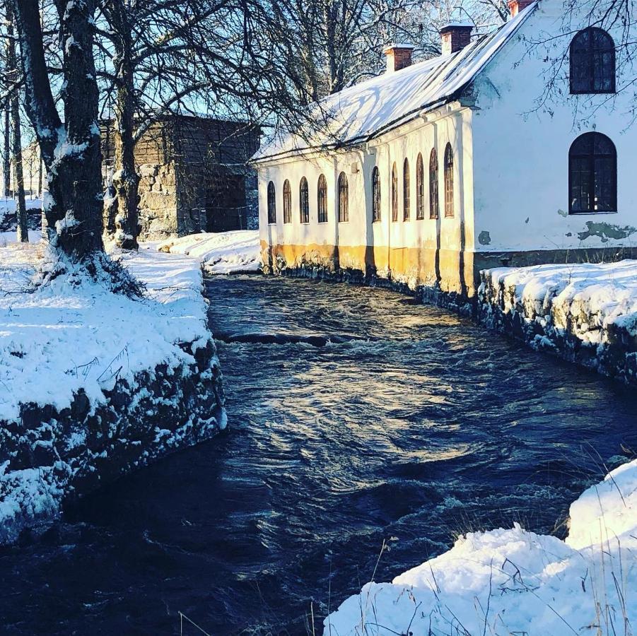 Stf Gysinge Waerdshus & Hotell Екстериор снимка