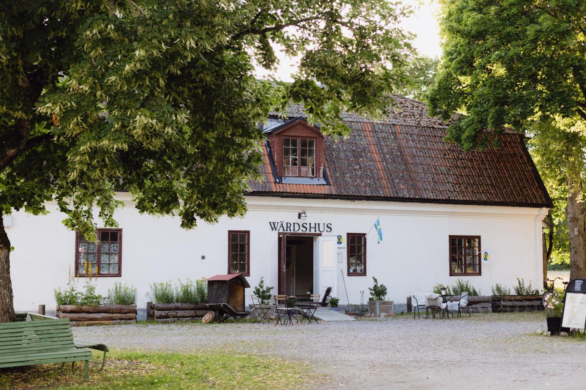 Stf Gysinge Waerdshus & Hotell Екстериор снимка